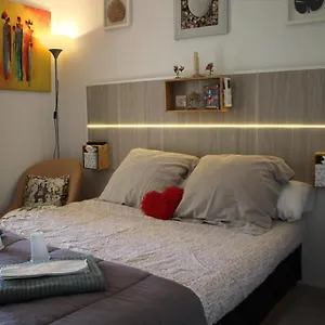 https://chambre-a-louer-dans-villa-au-pied-du-luberon.fr-provencehotel.com