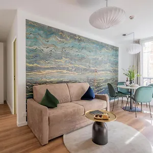  Apartment Le Belleville Frankreich